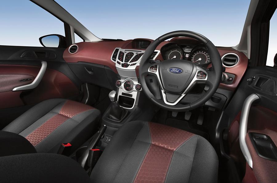  Ford Fiesta 2008 года  (фото 110 из 201)